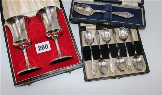 Cased silver goblets & 2 cased spoons